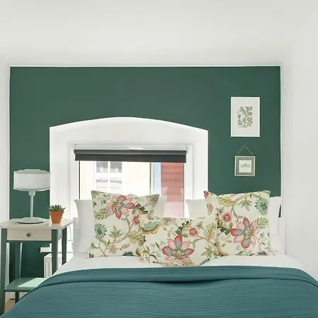 Cozy Sweet Close To Old Town In By Renters *